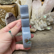 Load image into Gallery viewer, Druzy Agate Snowman #04 with Amethyst