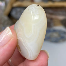 Load image into Gallery viewer, Dendritic Agate Heart #04