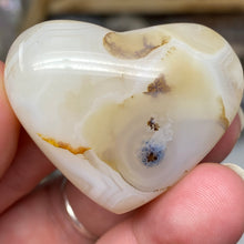 Load image into Gallery viewer, Dendritic Agate Heart #04