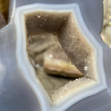 Load image into Gallery viewer, Druzy Agate Snowman #02