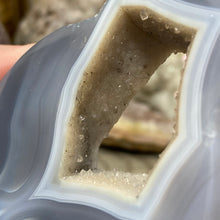 Load image into Gallery viewer, Druzy Agate Snowman #02