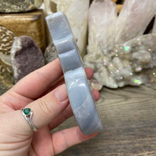 Load image into Gallery viewer, Druzy Agate Snowman #01 ~ with Light Amethyst Hue