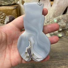 Load image into Gallery viewer, Druzy Agate Snowman #01 ~ with Light Amethyst Hue
