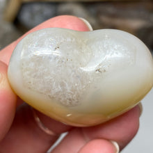 Chargez l'image dans la visionneuse de la galerie, Dendritic Agate Heart #01