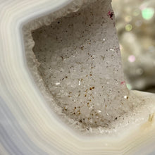 Load image into Gallery viewer, Druzy Agate Stocking #02