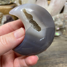 将图像加载到图库查看器中,Druzy Agate Moon #01