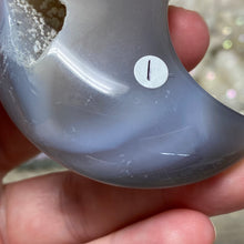 将图像加载到图库查看器中,Druzy Agate Moon #01