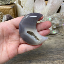 将图像加载到图库查看器中,Druzy Agate Moon #01