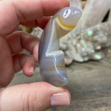 将图像加载到图库查看器中,Druzy Agate Moon #03