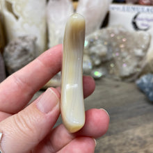 将图像加载到图库查看器中,Druzy Agate Moon #04