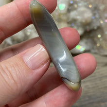 将图像加载到图库查看器中,Druzy Agate Moon #05