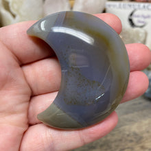 将图像加载到图库查看器中,Druzy Agate Moon #06