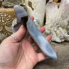 Cargar imagen en el visor de la galería, Druzy Agate Large Moon #01
