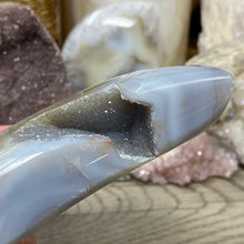 Cargar imagen en el visor de la galería, Druzy Agate Large Moon #01