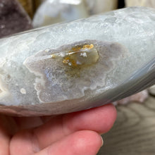 Load image into Gallery viewer, Druzy Agate Large Moon #02 *Rainbows