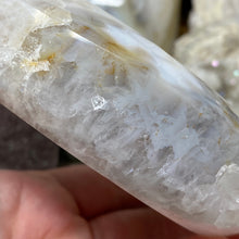 Load image into Gallery viewer, Druzy Agate Large Moon #03 *Rainbows