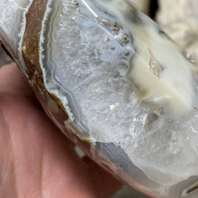 将图像加载到图库查看器中,Druzy Agate Large Moon #04 *Rainbows