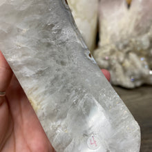 将图像加载到图库查看器中,Druzy Agate Large Moon #04 *Rainbows