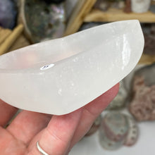 Load image into Gallery viewer, Selenite 3.5" Heart Bowl #05