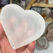 Load image into Gallery viewer, Selenite 3.5" Heart Bowl #05