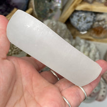 Load image into Gallery viewer, Selenite 3.5" Heart Bowl #05