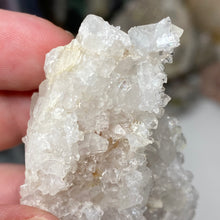 将图像加载到图库查看器中,Arkansas Quartz Small Cluster #35