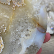 将图像加载到图库查看器中,Druzy Agate Large Moon #06 *Rainbows