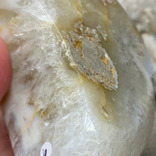 将图像加载到图库查看器中,Druzy Agate Large Moon #06 *Rainbows