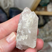将图像加载到图库查看器中,Arkansas Quartz Small Cluster #38