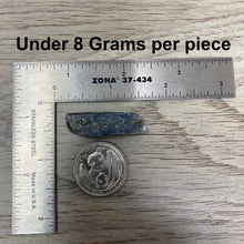 Bild in Galerie-Viewer laden, Blue Kyanite Extra Quality Loose Rough Pieces