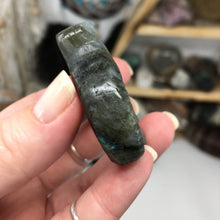 Bild in Galerie-Viewer laden, Labradorite Elephant Large #03