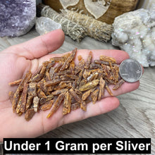 Bild in Galerie-Viewer laden, Orange Kyanite Rough Slivers