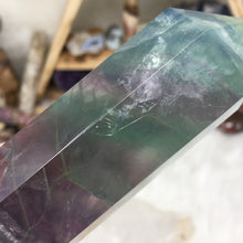 将图像加载到图库查看器中,<transcy>萤石塔#14</transcy>