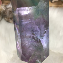 将图像加载到图库查看器中,<transcy>萤石塔#14</transcy>