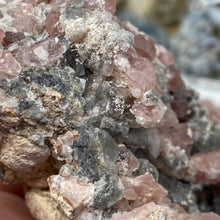 Bild in Galerie-Viewer laden, Pink Amethyst Large Geode Cluster #06
