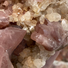 Bild in Galerie-Viewer laden, Pink Amethyst Large Geode Cluster #05