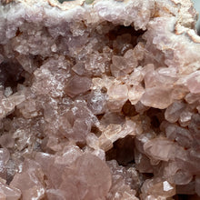Bild in Galerie-Viewer laden, Pink Amethyst Large Geode Cluster #02