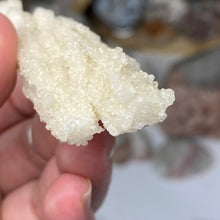 Chargez l'image dans la visionneuse de la galerie, Scolecite with Calcite Specimen #05