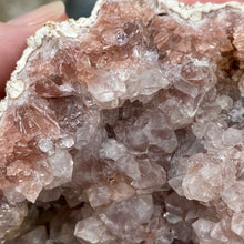 Bild in Galerie-Viewer laden, Pink Amethyst Large Geode Cluster #01