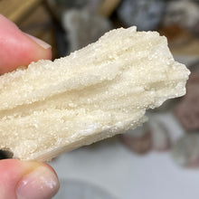 Chargez l'image dans la visionneuse de la galerie, Scolecite with Calcite Specimen #07