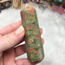 Bild in Galerie-Viewer laden, Unakite Tower #03