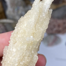 Bild in Galerie-Viewer laden, Scolecite with Calcite Specimen #10