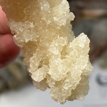 Bild in Galerie-Viewer laden, Scolecite with Calcite Specimen #10