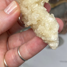 Bild in Galerie-Viewer laden, Scolecite with Calcite Specimen #11