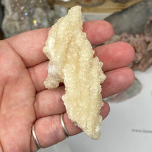 Bild in Galerie-Viewer laden, Scolecite with Calcite Specimen #11