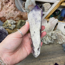 将图像加载到图库查看器中,Royal Amethyst Extra Quality X-Large Point from Bahia, Brazil #01