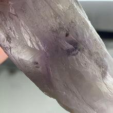 将图像加载到图库查看器中,Royal Amethyst Extra Quality X-Large Point from Bahia, Brazil #01