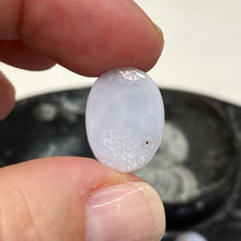Load image into Gallery viewer, Blue Lace Agate Waved Oval A Grade 16x12mm Beads