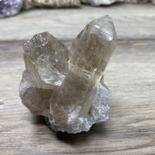 Cargar imagen en el visor de la galería, Rutilated Smoky Quartz Cluster Parcel Set