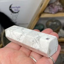 将图像加载到图库查看器中,Howlite Tower #25